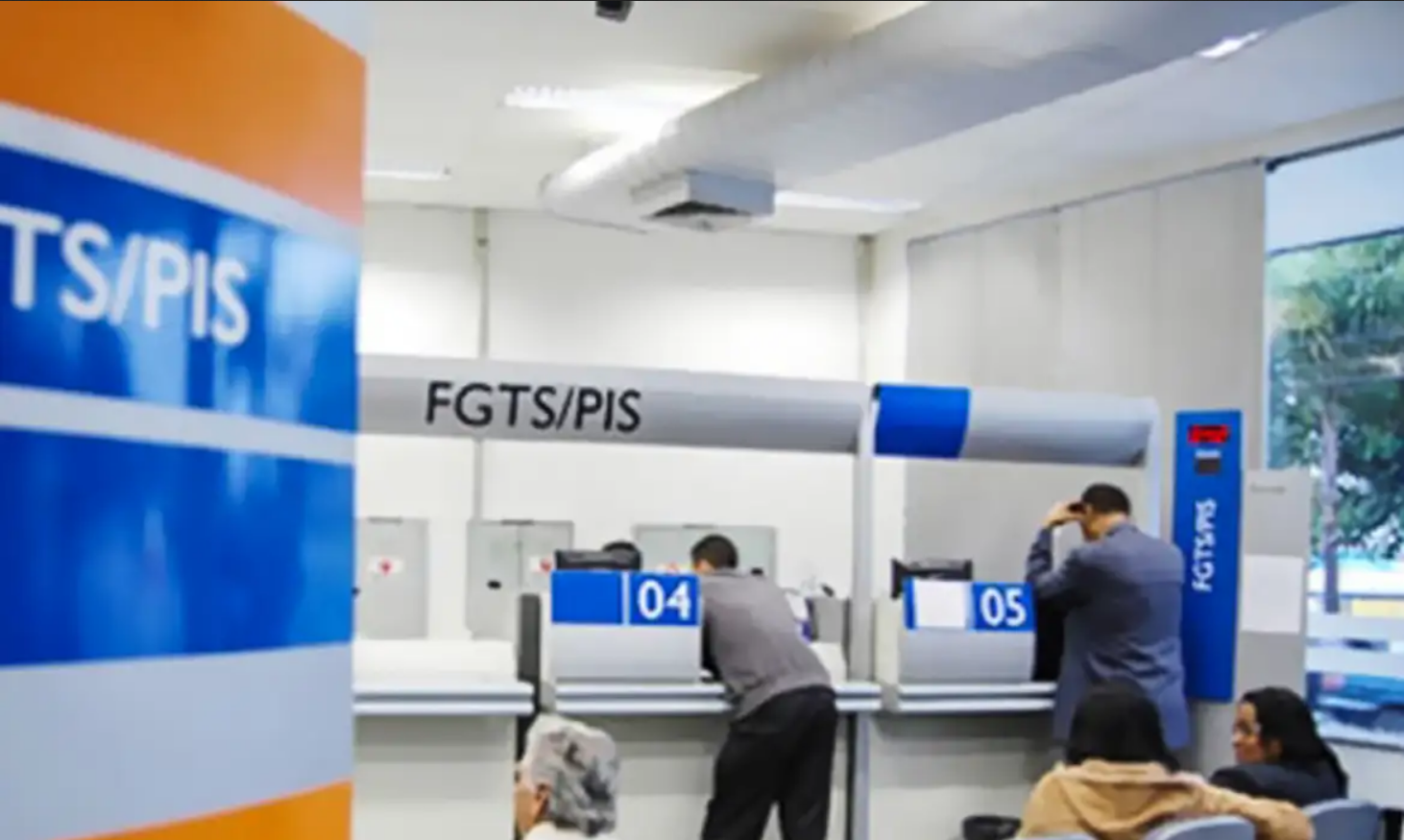 Trabalhadores podem sacar abono salarial do PIS/Pasep até quinta-feira