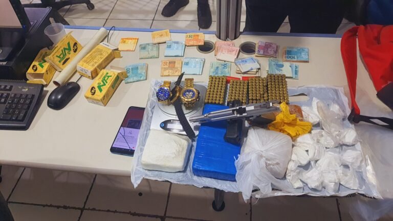 Polícia realiza prisões, apreensões de armas, drogas e granadas com operação, em Porto Velho