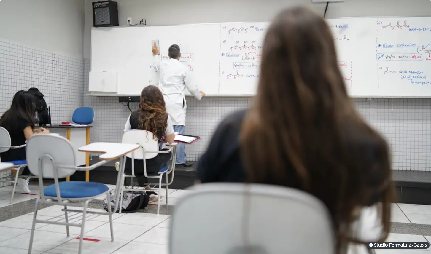 Alunos do Ensino Médio podem receber bolsa a partir de março