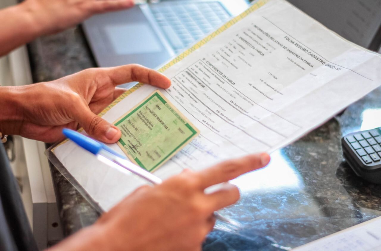 Pais ou responsáveis devem apresentar a documentação do aluno na escola em até 24h após o cadastro de matrículas