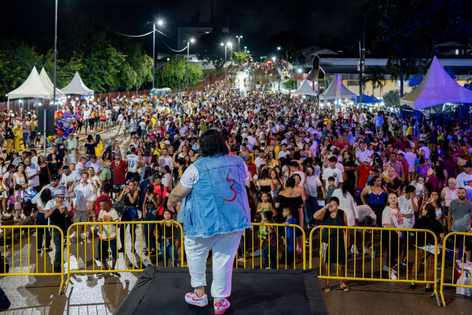 Apresentações musicais e queima de fogos marcam a chegada de 2024 em Porto Velho