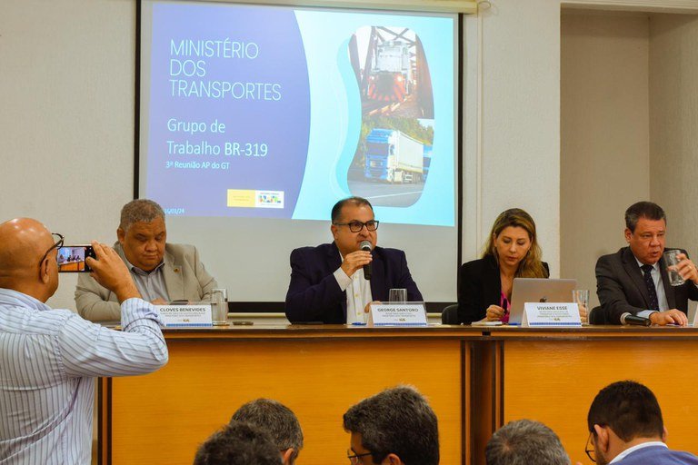 Diálogo entre órgãos vai permitir melhor solução para licenciamento da BR-319, diz secretário-executivo