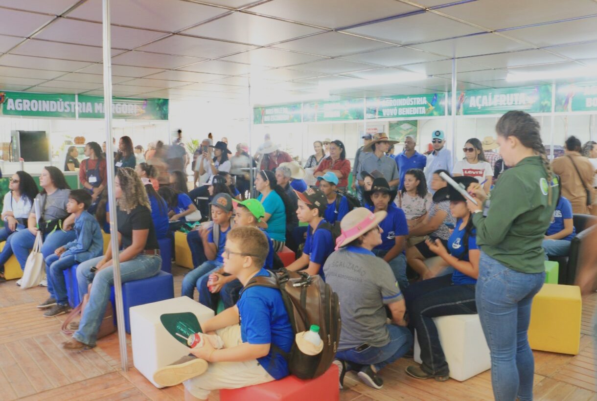 Sintomas, riscos e formas de prevenção da raiva são temas de oficina técnica na 11ª Rondônia Rural Show