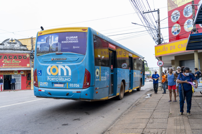Prefeitura de Porto Velho disponibiliza rota extra de ônibus para atender visitantes do Arraial Flor do Maracujá