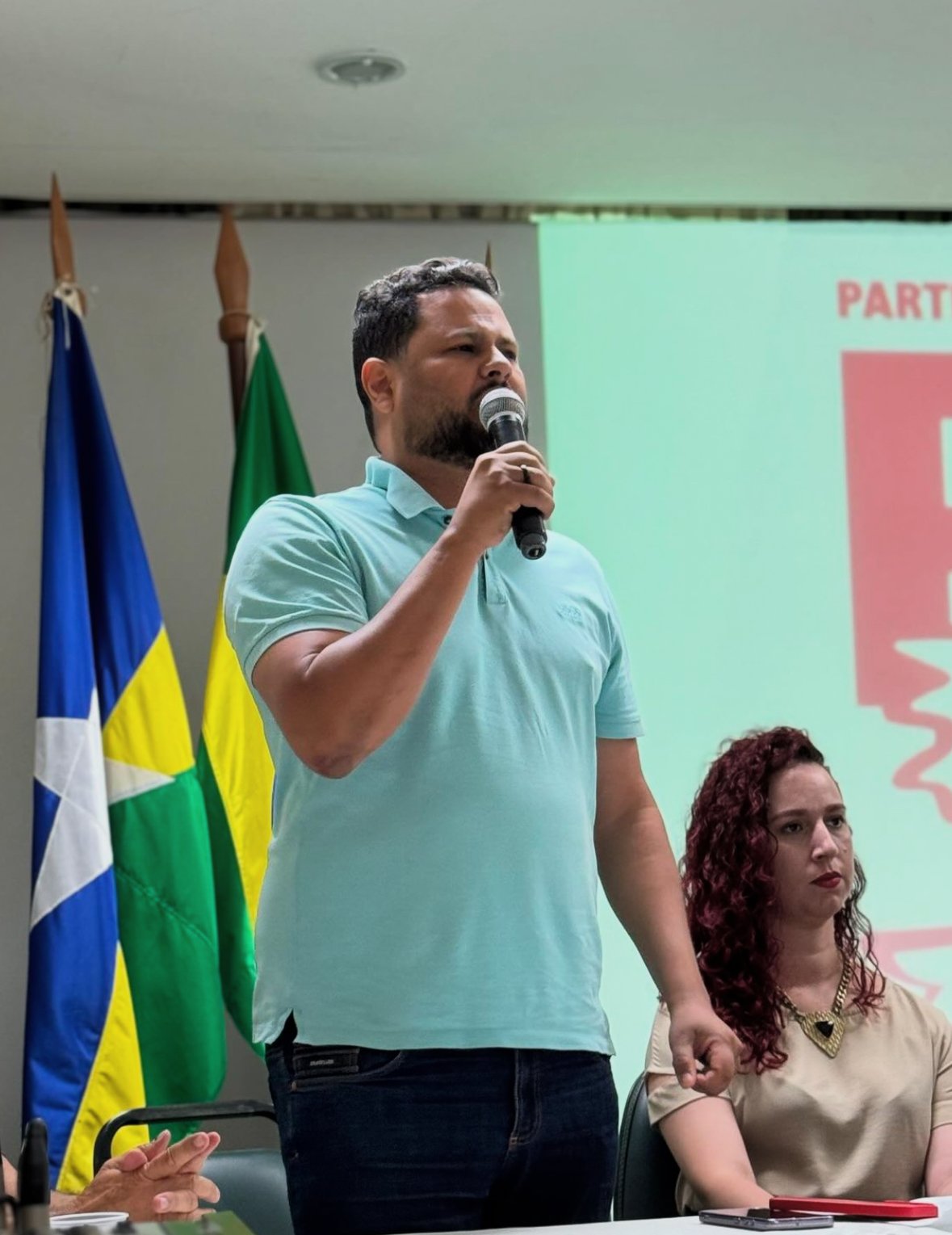 Samuel Costa propõe contratação de cuidadores para crianças autistas na rede pública de ensino de Porto Velho Porto