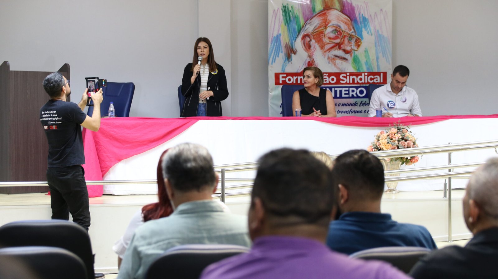 Juíza Euma Tourinho afirma que vai fazer concurso público destinado a profissionais da educação