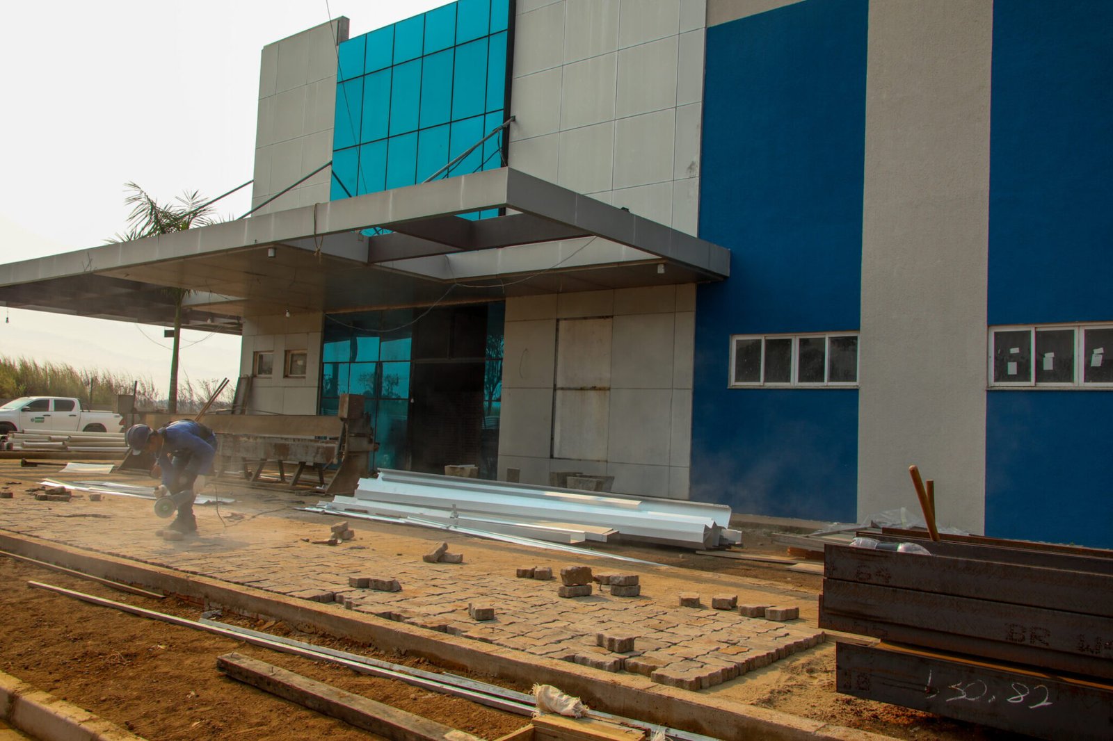 Obras de conclusão do Hospital de Guajará-Mirim avançam 77%