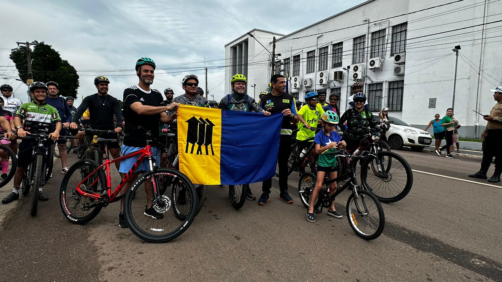 Passeio ciclístico abre a comemoração de 110 anos de instalação de Porto Velho