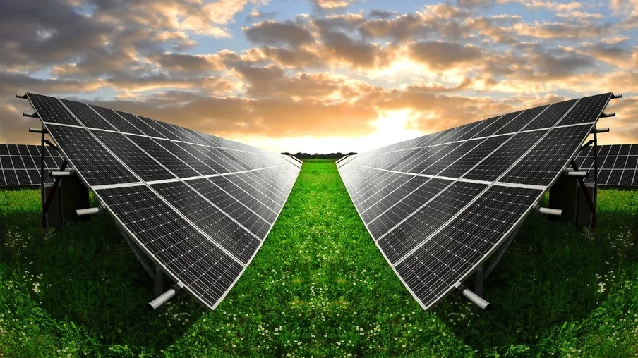 Energia solar fica 3% mais barata para o consumidor, mesmo com alta nos custos dos equipamentos, aponta pesquisa