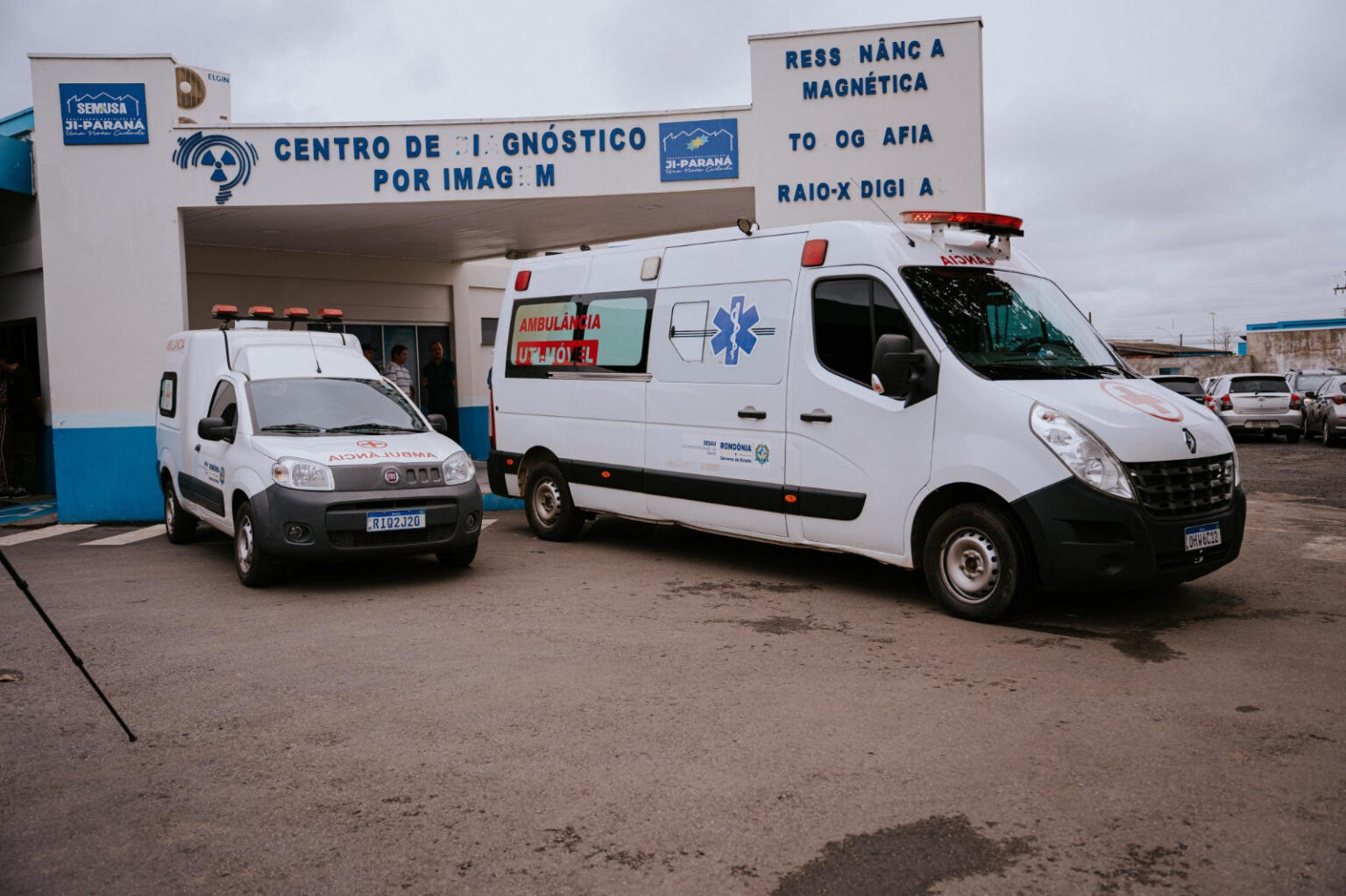 Governo fortalece saúde pública em Ji-Paraná com entrega de ambulâncias e insumos médicos