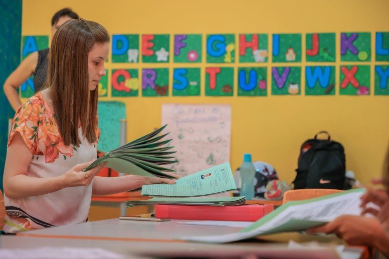 Prefeitura de Porto Velho retifica cronograma do Edital que trata da contratação de professores