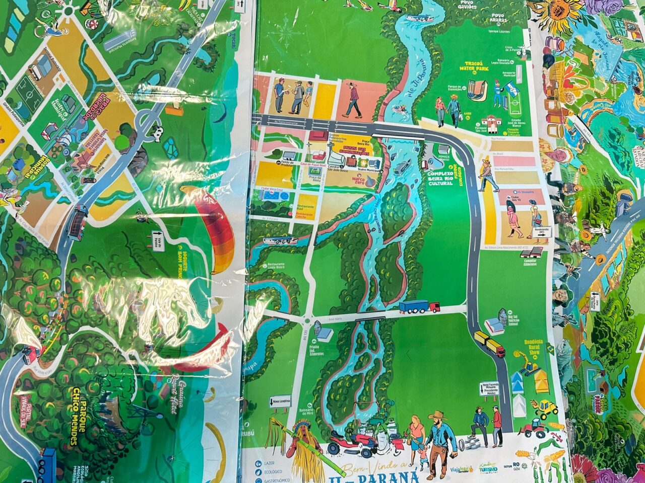 Governo fortalece turismo com mapas ilustrados de cidades e setores econômicos