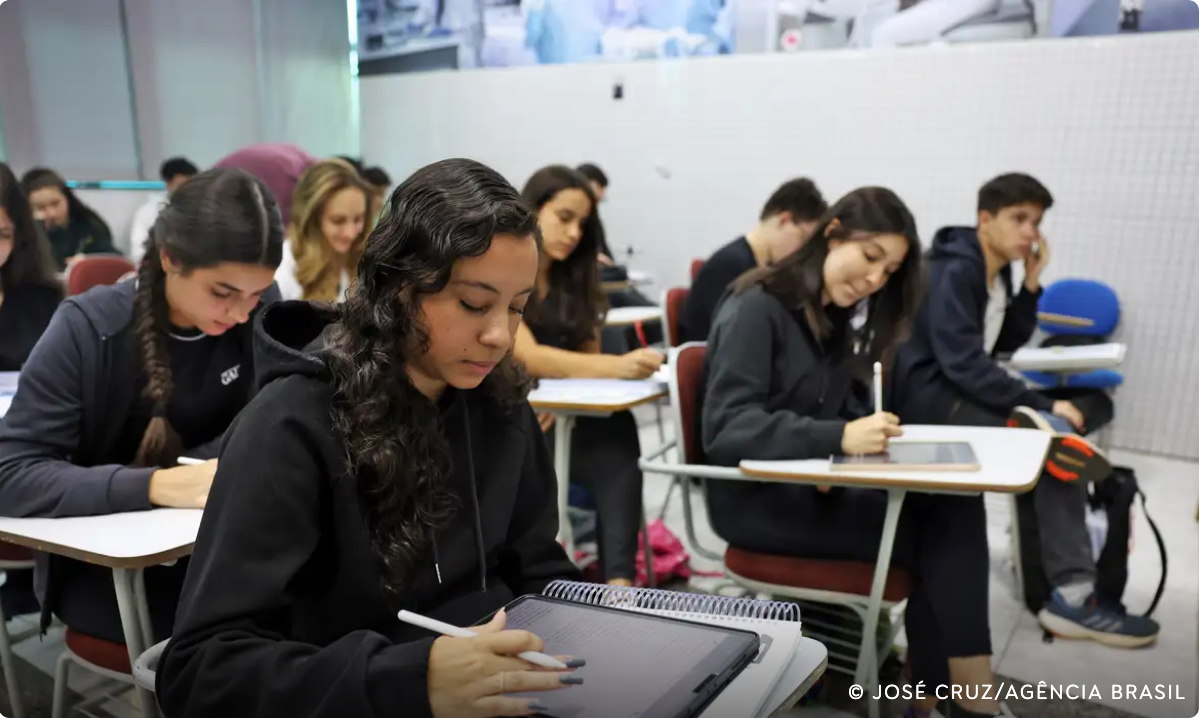 Fies 2025: divulgada lista de espera do segundo semestre