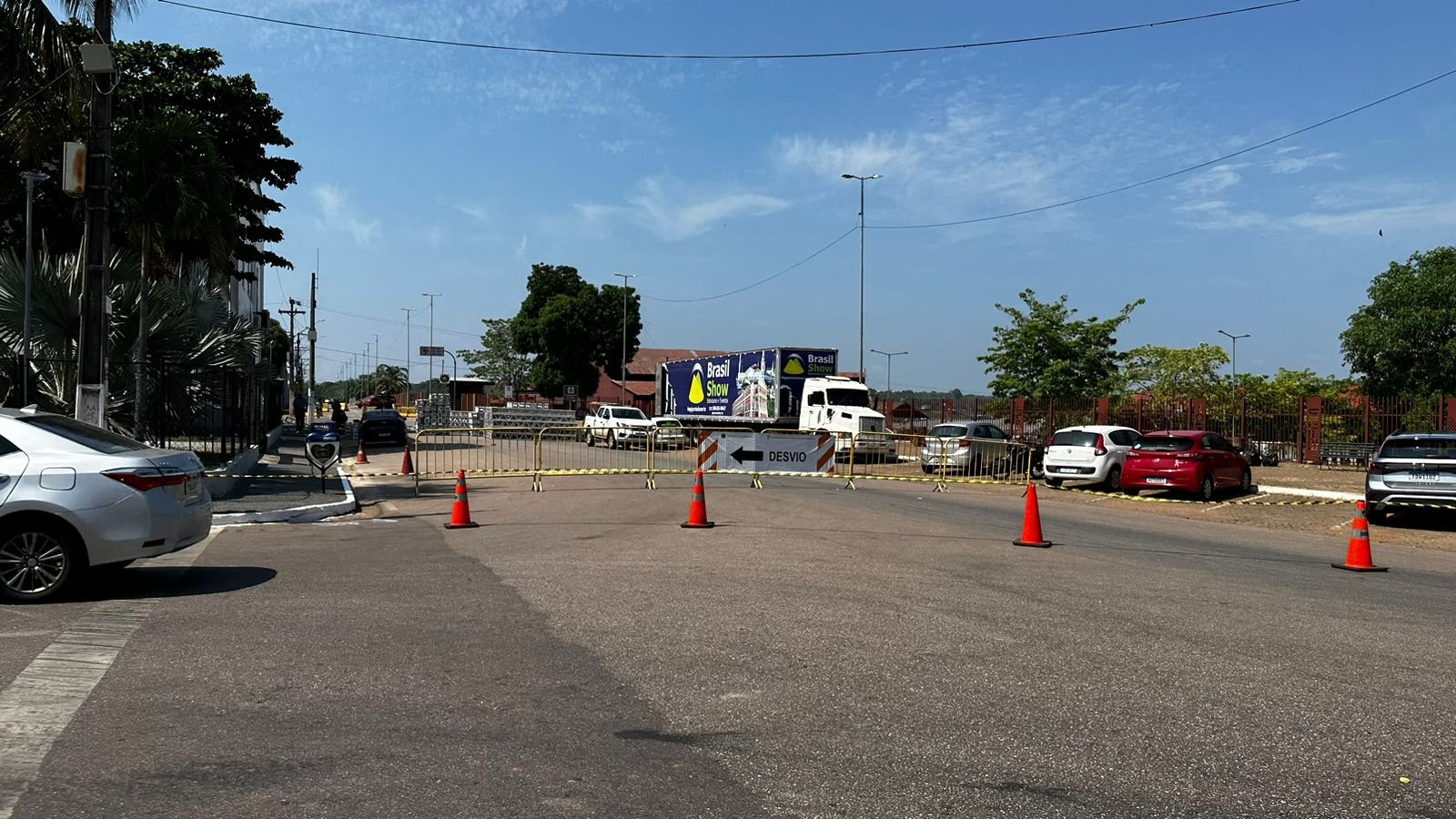 Ruas são interditadas no Centro de Porto Velho para montagem de estrutura do aniversário de 111 anos