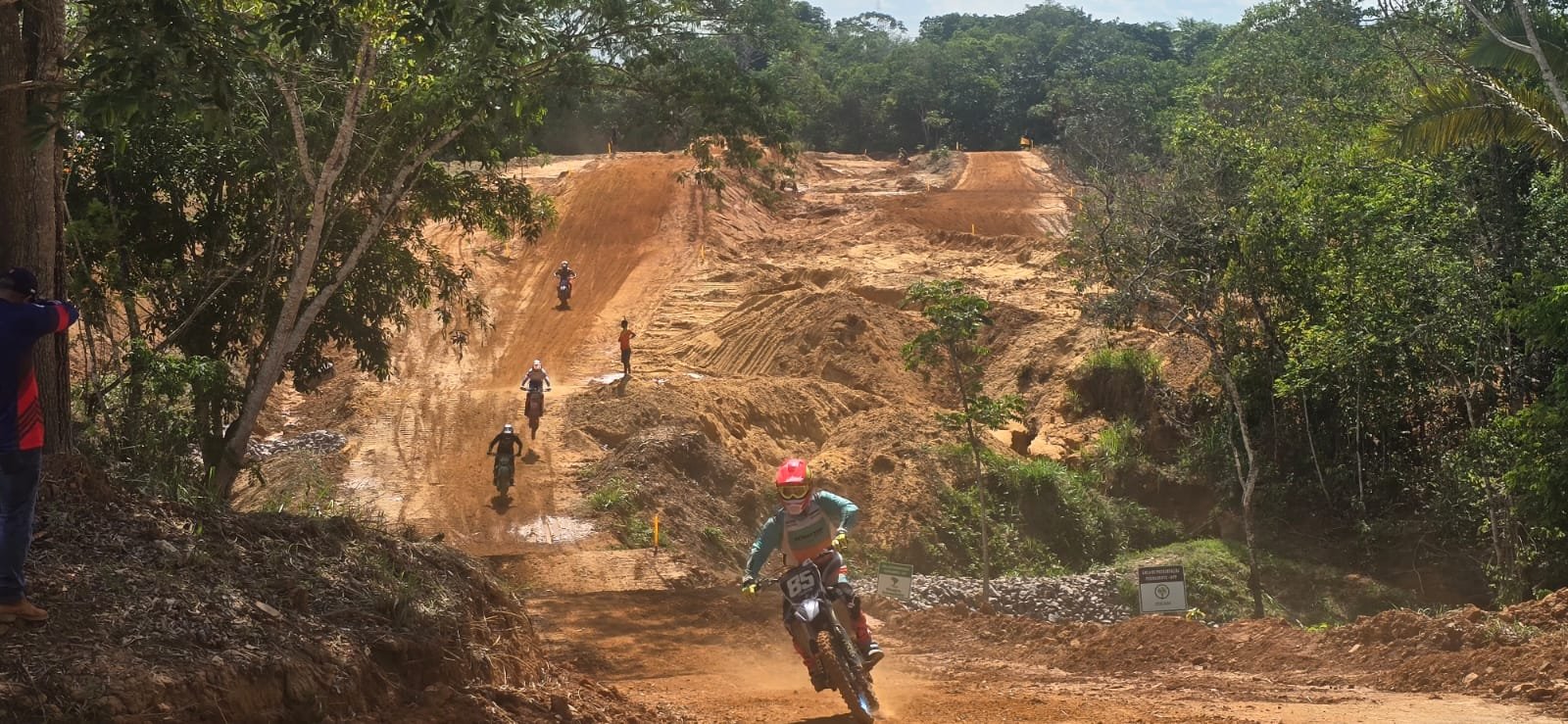 Porto Velho é palco da 8ª etapa do Campeonato Estadual de Motocross