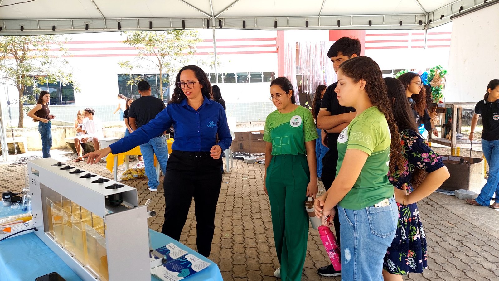 Águas de Jaru apresenta avanços e tecnologia durante a Semana Nacional de Ciência e Tecnologia