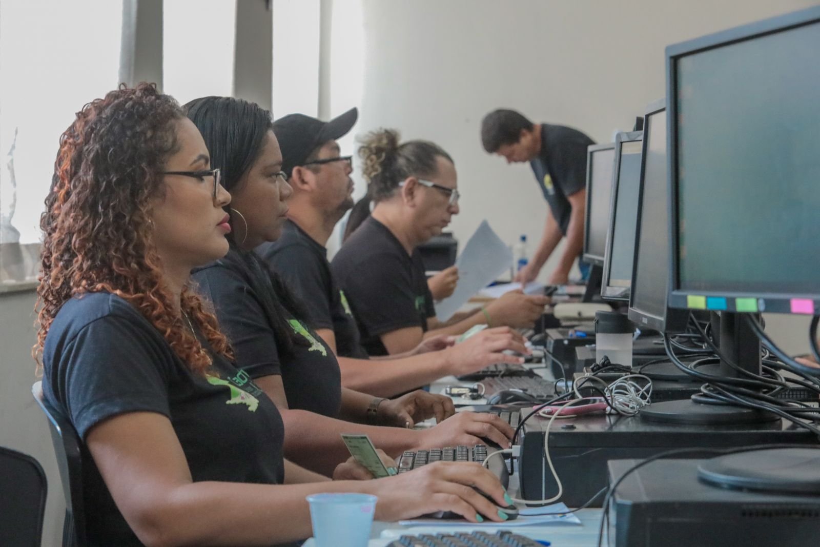 Famílias com pendências no CadÚnico deve atualizar a situação cadastral para não perderem o benefícios