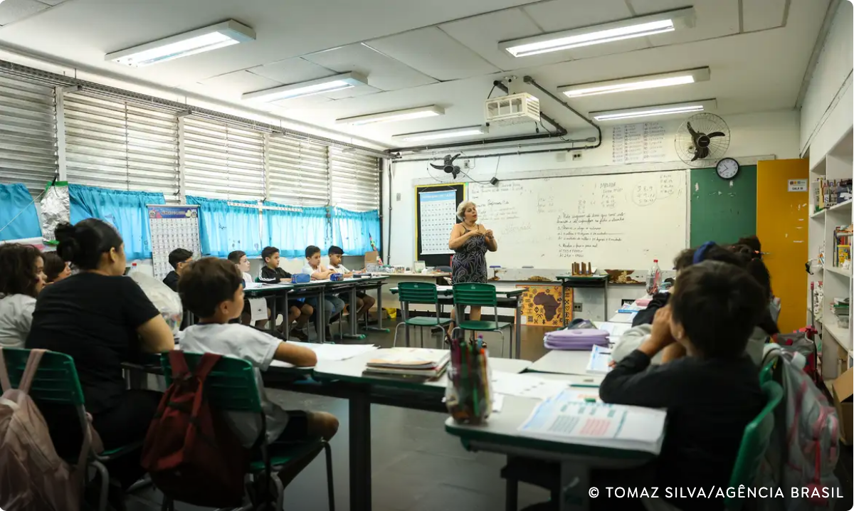 Mudanças no IR beneficiarão 73,5% dos professores da educação básica