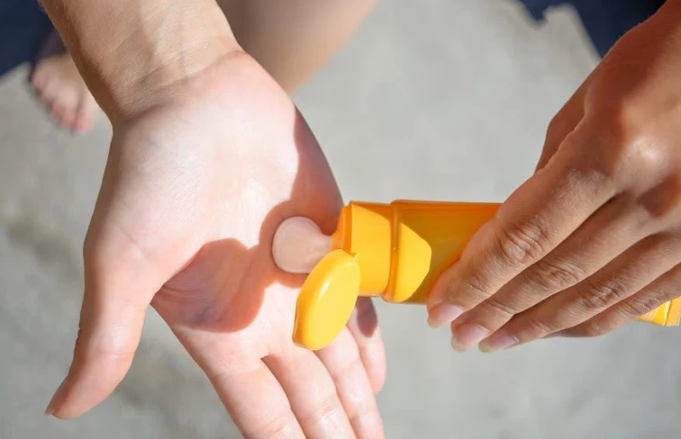 Cuidados com a pele no fim de ano em Rondônia: alerta para riscos de “soluções rápidas” e clima tropical