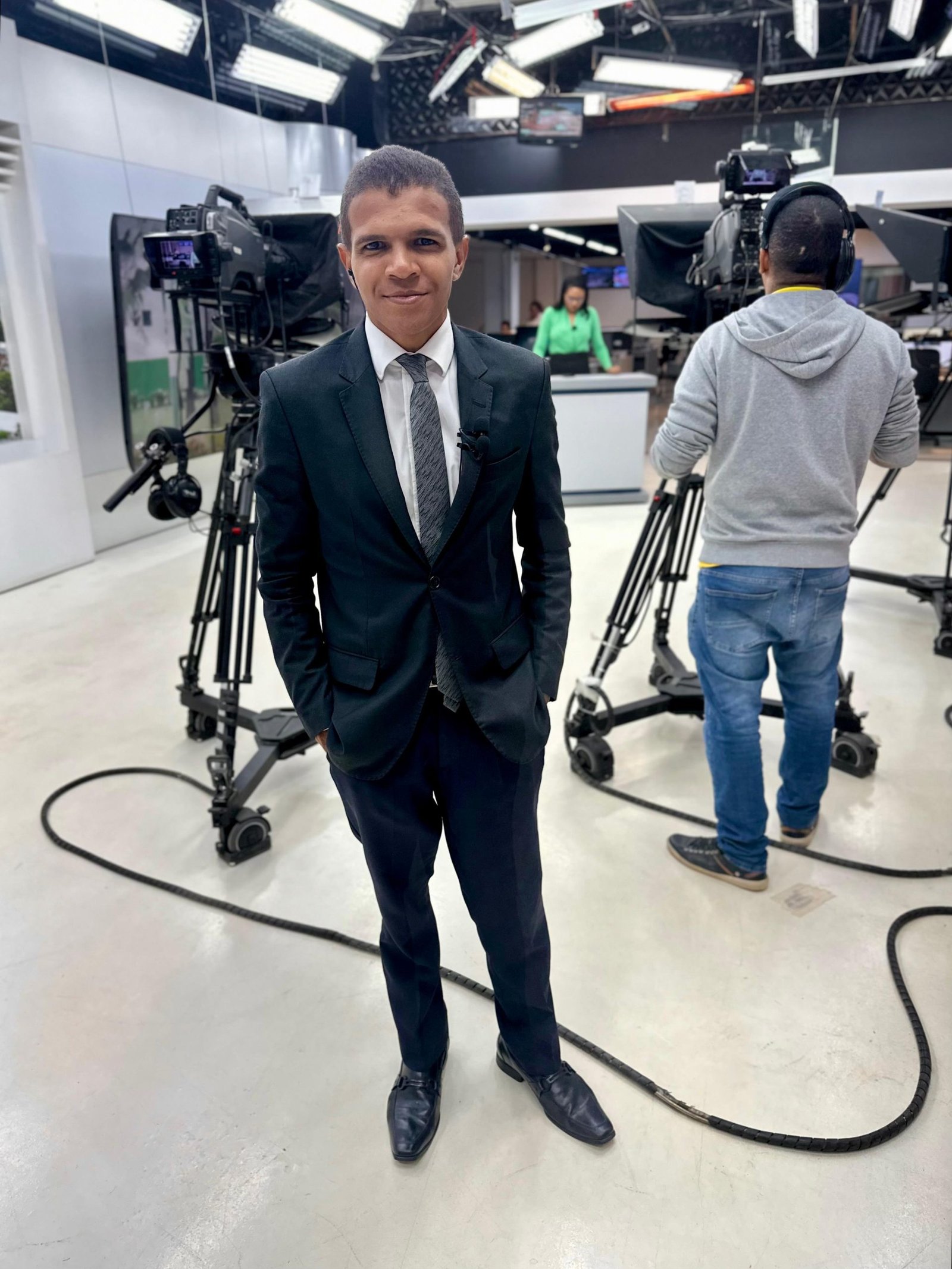 ARJORE homenageia jornalista Jefferson Carvalho com o título Atitude e Cidadania